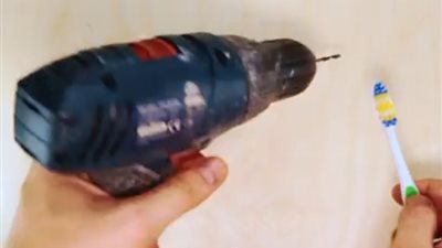 بالفيديو.. 4 استخدامات لا تعرفها عن فرشاة الأسنان