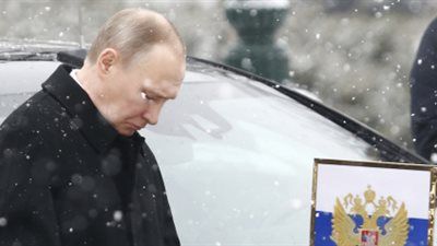 إذاعة أوروبية تمولها أمريكا تبث قناة ناطقة بالروسية لاستهداف بوتين