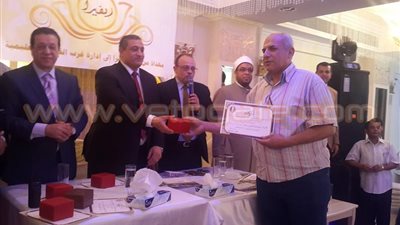 بالصور.. محافظة القاهرة تكرم أوائل الشهادات التعليمية