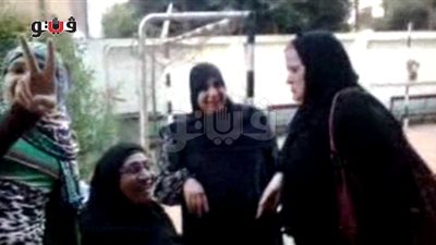 بالفيديو.. مسنة بلجان القلعة: جيت من أمريكا عشان أنتخب السيسي