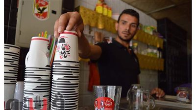 بعد إغلاق 3 أشهر..  كيف استعد أصحاب المقاهي لاستقبال عشاق الكيف | فيديو