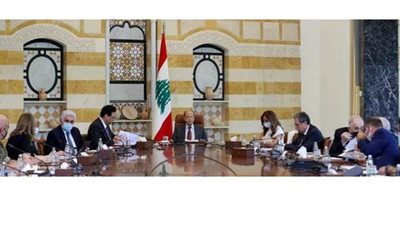 شبح الجوع يخيم على لبنان.. والخلافات السياسية تزيد من تعقيد الأمور