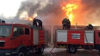 النيابة تعاين حريق شقة أسفر عن وفاة مسن وزجته بطريق صلاح سالم