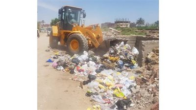 رفع 60طن قمامة من شوارع مدينة فايد بالإسماعيلية