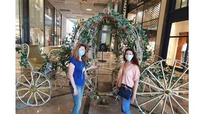 رانيا فريد شوقي تعلن شفاء شقيقتها من فيروس كورونا وتظهر معها من جديد