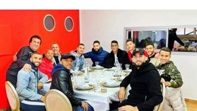 مأدبة عشاء للاعبي الوداد والجهاز الفني قبل عودتهم لاستئناف التدريبات