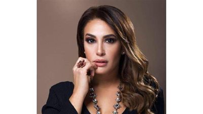 هند صبري تتصدر مواقع التواصل بعد فوزها بجائزة أفضل ممثلة