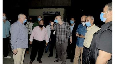 في أول أيام الفتح التدريجي.. غلق وتشميع محلات ومقاهي ببني سويف | صور