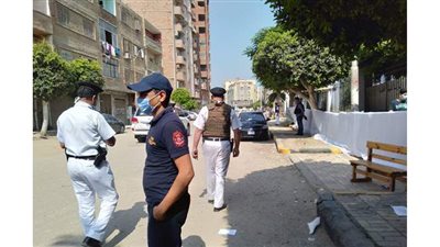 تواجد ضعيف لأولياء الأمور أمام لجان الثانوية العامة بالمنيا | صور