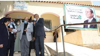 محافظ بني سويف يتفقد مبادرة 