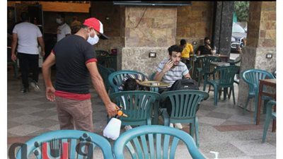 كيف كان حال العاملين بالكافيهات بعد توقف العمل في فترة الحظر؟ | فيديو