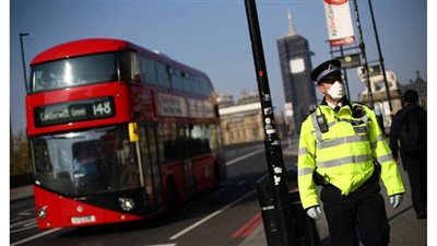 عزل مدينة بريطانية بعد ارتفاع إصابات كورونا