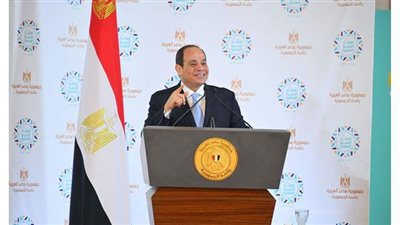 السيسي يكلف بالاهتمام بالأنشطة الرياضية والبناء البدني السليم للطلاب