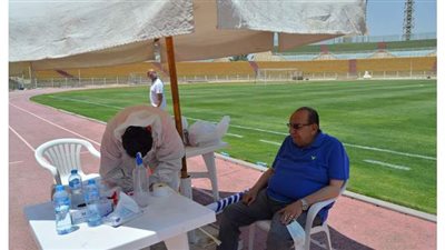 المقاولون يجري المسحة الطبية الثانية قبل الانتظام بالتدريبات | صور