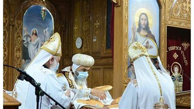 مطران بورسعيد يفتتح أول القداسات بكنيسة الأنبا بيشوي | فيديو وصور