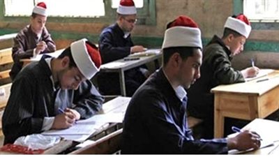 بدء امتحان مادتي 