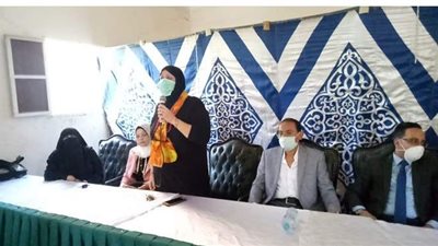 سيدات أعمال الإسماعيلية يعرضن قرض  مستورة في حضور 22 قرية  بالمنايف