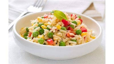 سلطة لسان العصفور بالخضار والبارميزان