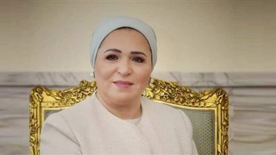 قرينة الرئيس: 30 يونيو نموذج فريد في تاريخ الثورات أعلن فيها الشعب إرادته الحرة