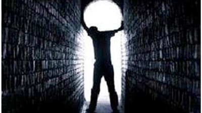 الملحدون على الشيزلونج.. أسر مفككة.. أنماط شخصية معقدة تبحث عن 