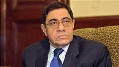 عبد المجيد محمود: قلت لمرسي  في الاتحادية مكانك السجن