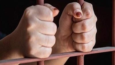 تحديد حبس مسؤول مخزن لحيازته مواد غذائية مجهولة المصدر بالمطرية