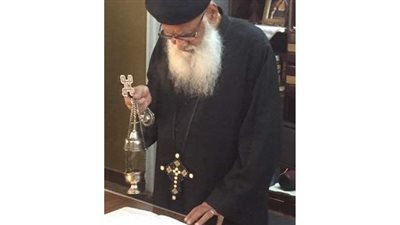 وفاة كاهن كنيسة مار يوحنا  بنجع حمادي متأثرا بإصابته بكورونا