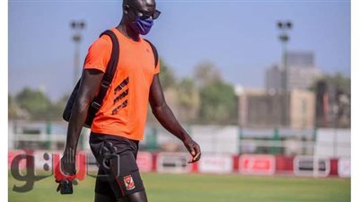 أليو بادجي يستكمل مرانه مع الأهلي في الجيم