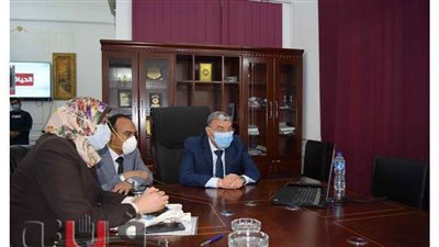 محافظ المنيا يعقد اجتماعا مع لجنة  تسيير الأعمال بالمتحف الآتوني