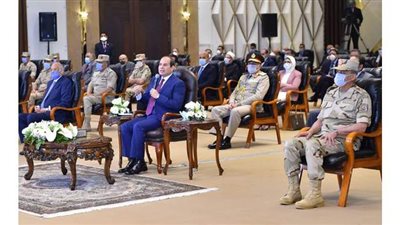 تنفيذا لتكليف الرئيس.. استمرار توافد المصريين اليوم.. أبرزها 1200 من العالقين في الكويت.. اتخاذ الإجراءات الاحترازية والعزل بالمنزل