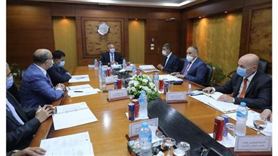 وزير النقل يترأس  اجتماع مجلس إدارة شركة الخدمات المتكاملة