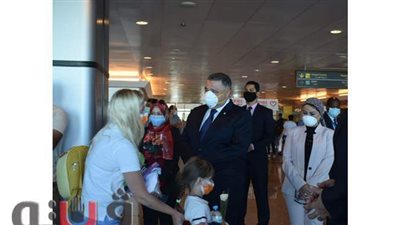 سياح لمحافظ البحر الأحمر: نشكر مصر على حفاوة الاستقبال | صور