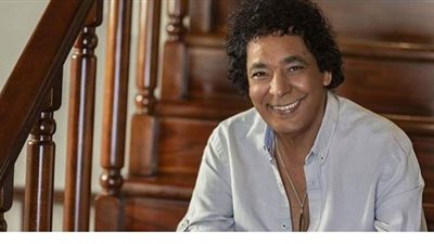 نجوي إبراهيم مفاجأة الكينج محمد منير في أغنيته 