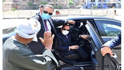 السيسي يتفقد مواقع تقديم خدمات الوقود ويكلف بمراكز متكاملة لخدمة المواطنين