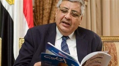 مستشار الرئيس: أعراض كورونا في مصر خفيفة.. ولا تأكيدات بعدم تكرار الإصابة