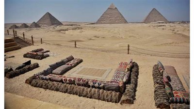 أوراسكوم بيراميدز تطبق الإجراءات الاحترازية أثناء دخول الزوار لمنطقة الأهرامات| صور