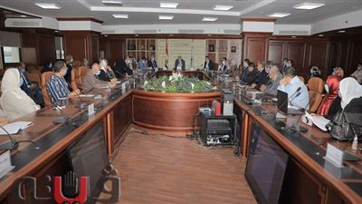 محافظ بني سويف يشدد على رؤساء المدن بمنع إقامة الأفراح وغلق الأسواق