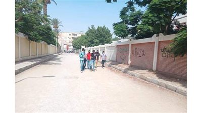 انتظام دخول طلاب الثانوية العامة والأزهرية بلجان الهرم.. ورفع إشغالات الباعة الجائلين | صور