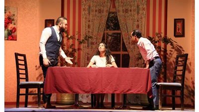 بيت المسرح يقدم عرض 