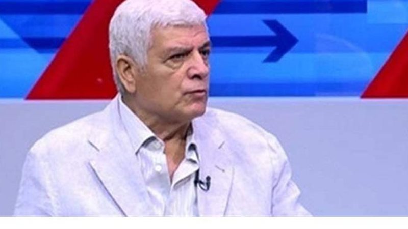الكاتب الصحفي عبد