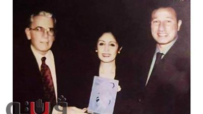 الأهلي يطالب وزير الرياضة بتطبيق القانون وإزالة لافتات نادي القرن من الزمالك