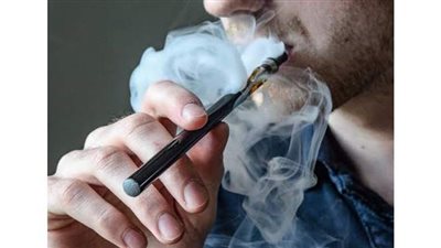الصحة تدعو لتجنب التدخين لمنع الإصابة بفيروس كورونا