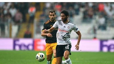 جالطة سراي يبدأ مفاوضات التعاقد مع محمد النني