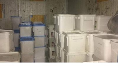 ضبط كميات من منتجات الألبان الفاسدة في حملة على أسواق الفيوم