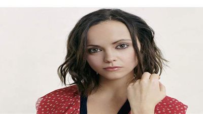 خلافات يصعب حلها.. الممثلة كريستينا ريتشي تطلب الطلاق بعد زواج 7 سنوات