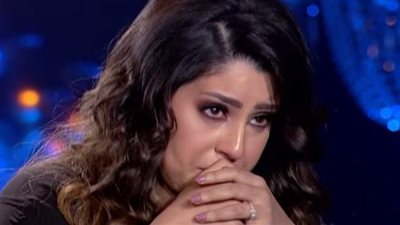 أيتن عامر تعلن إصابه ابنها بكسر في الترقوة