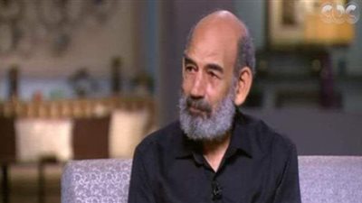 خروج جثمان الفنان محمود جمعة من مستشفى جامعة بنها