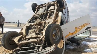 إصابة 15 عاملا فى حادث انقلاب سيارة بالبحيرة