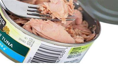 استشاري السمنة: الإكثاء من تناول التونة يتسبب في مشاكل صحية