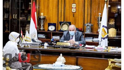 محافظ قنا يكلف بتحديد موعد عاجل لإجراء عملية أورام لشاب | صور